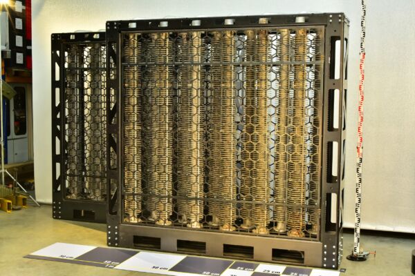 Custom OTTOSTUDIO Technological Radiator Matrix with 12 Russian Cast-Iron Coil Elements in a 2 × 6 Arrangement – No. 2